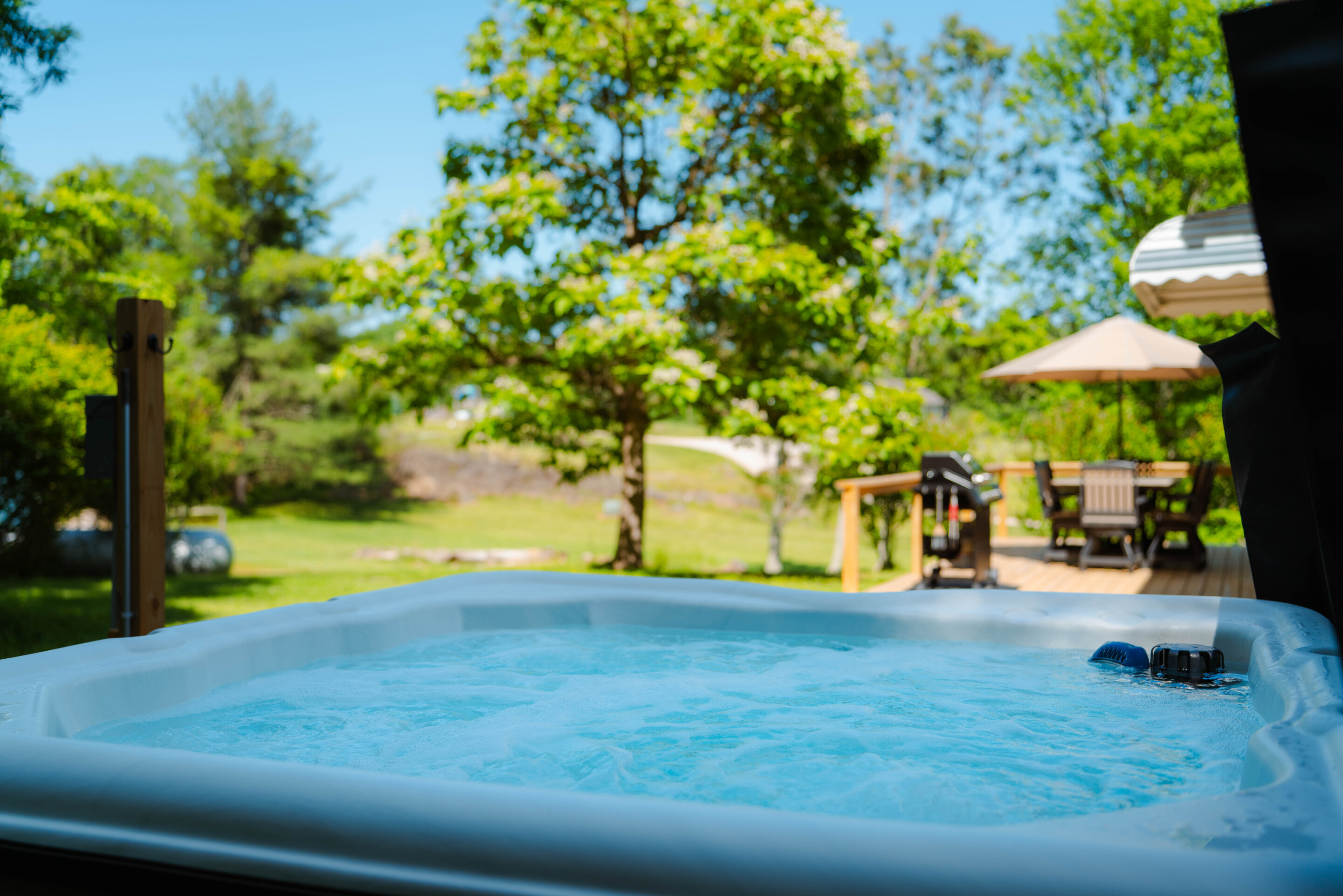 Whispering Acres | Photo 3