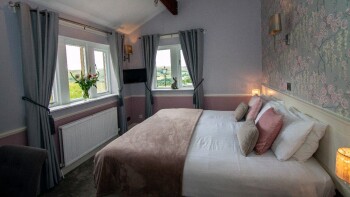 Twin or Deluxe Double Room