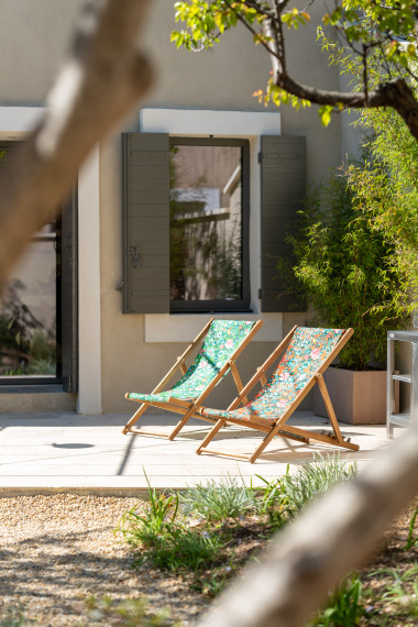 Le Coin des Chaisses de jardin vu de l'Olivier