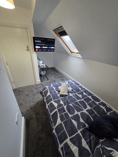 Room 5 Single Bedroom