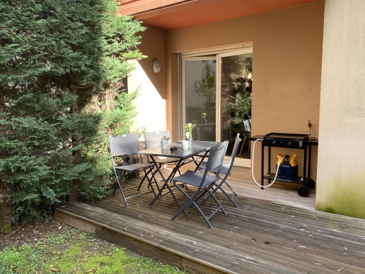 espace repas extérieur