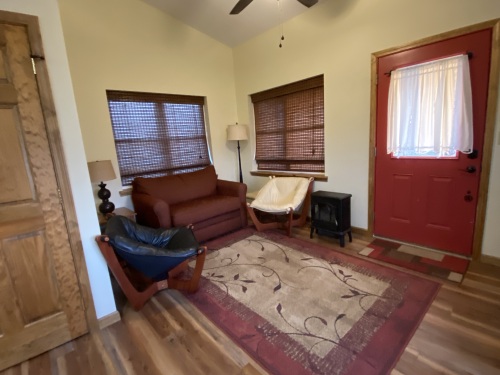 Sitting area and entrance