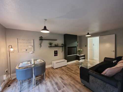 Spacious living and dining area