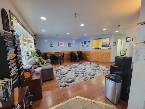 Eagle Bay Inn — photo