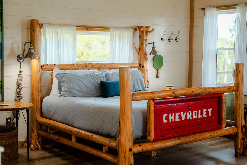 The Cottage Barn on Barton | Photo 13