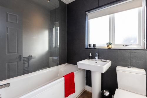 Main Bathroom