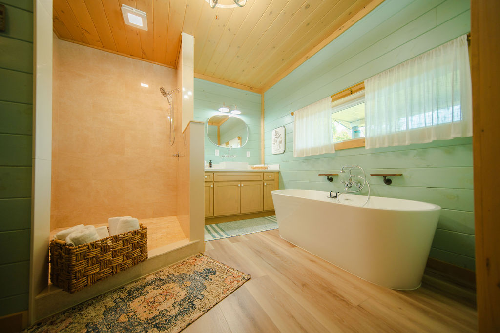 The Cottage Barn on Barton | Photo 35