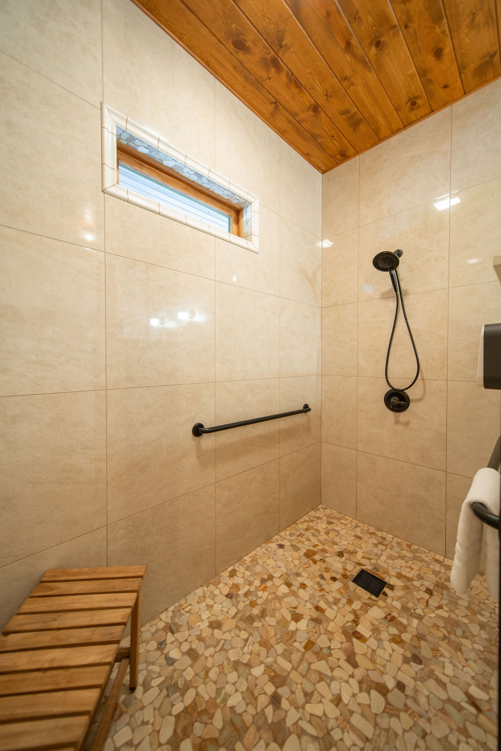 The Farmhouse on Barton | Photo 35