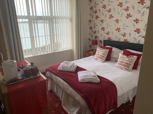 Double room-Standard-Ensuite- Sea View with shower - Base Rate