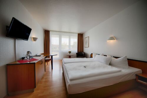 Dreibettzimmer-Eigenes Badezimmer