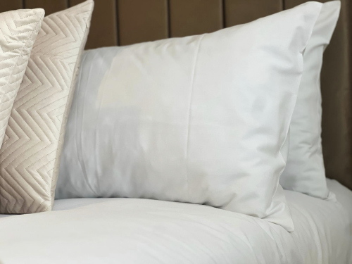 Contemporary bedroom with thoughtful touches for a comfortable stay.
