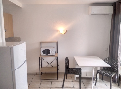 lits superposés dans l'entrée