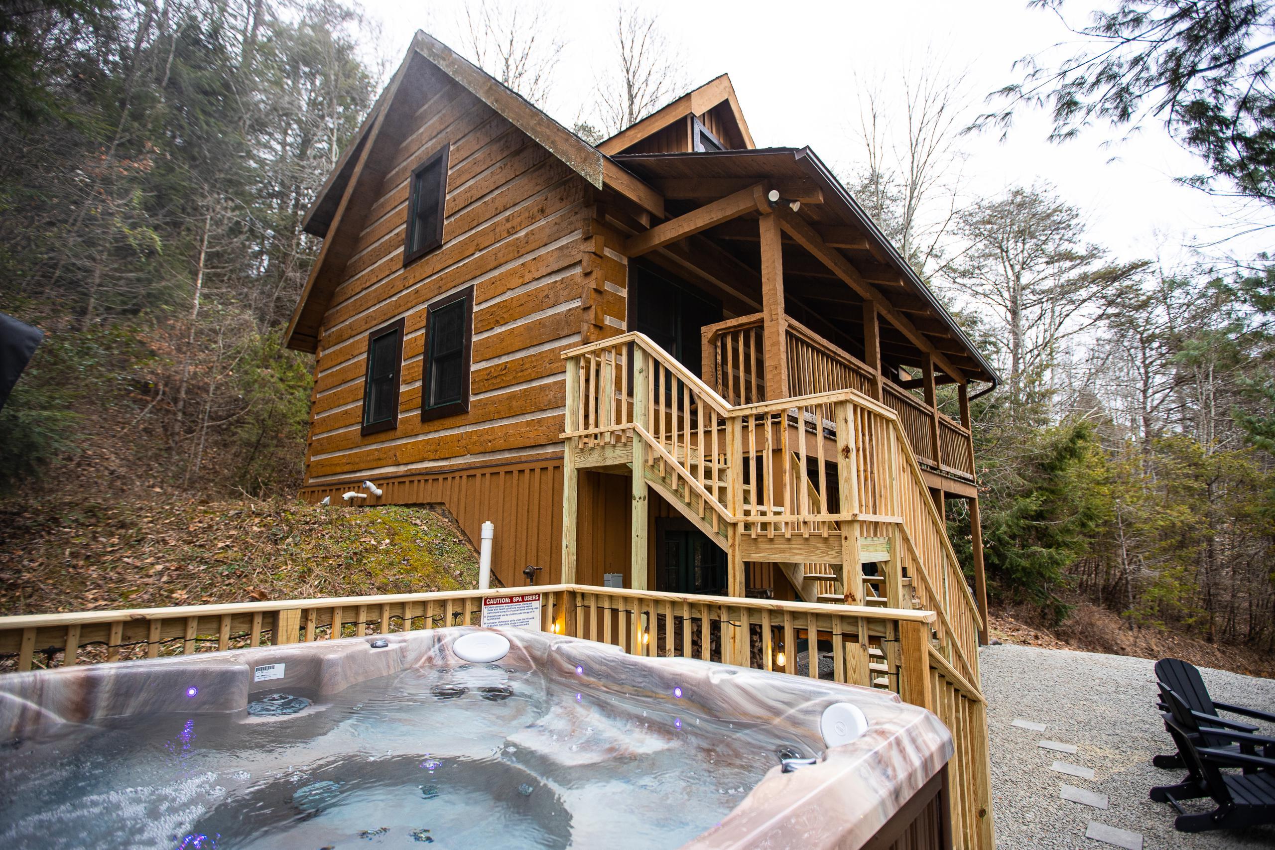 Hemlock Log Cabin | Photo 2
