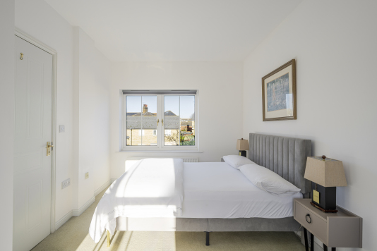 Beautifully styled with a plush double bed and thoughtful touches, this room feels inviting and refined. Perfect for unwinding, it blends comfort with understated elegance.