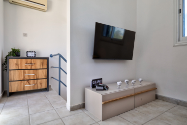 Gaming Room with sofa bed