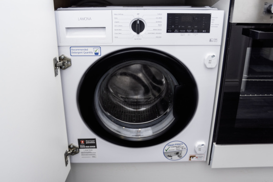 Washing machine provided, perfect for keeping clothes fresh during your stay
