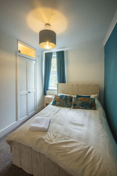 1 Double Bed