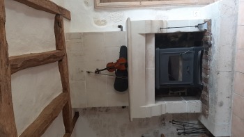 La cheminée où le violon "de la Tatan" a trouver sa place