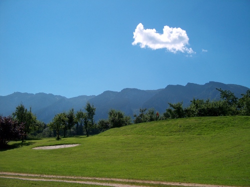Golfplatz mit Untersberg