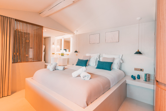 Chambre 3 double pommeau de douche et baignoire avec sur sur le Vieux Port