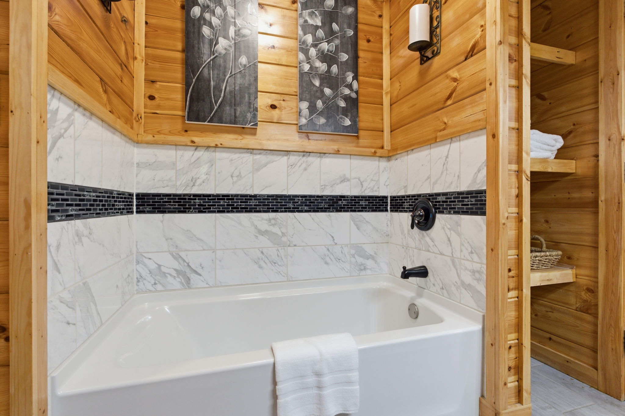 Firefly Hollow Lodge | Photo 32