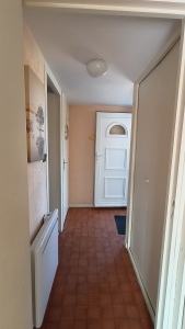 Entrée avec placards