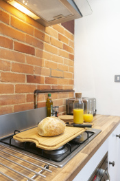 Kitchen - Modern - Brick - Stylish 