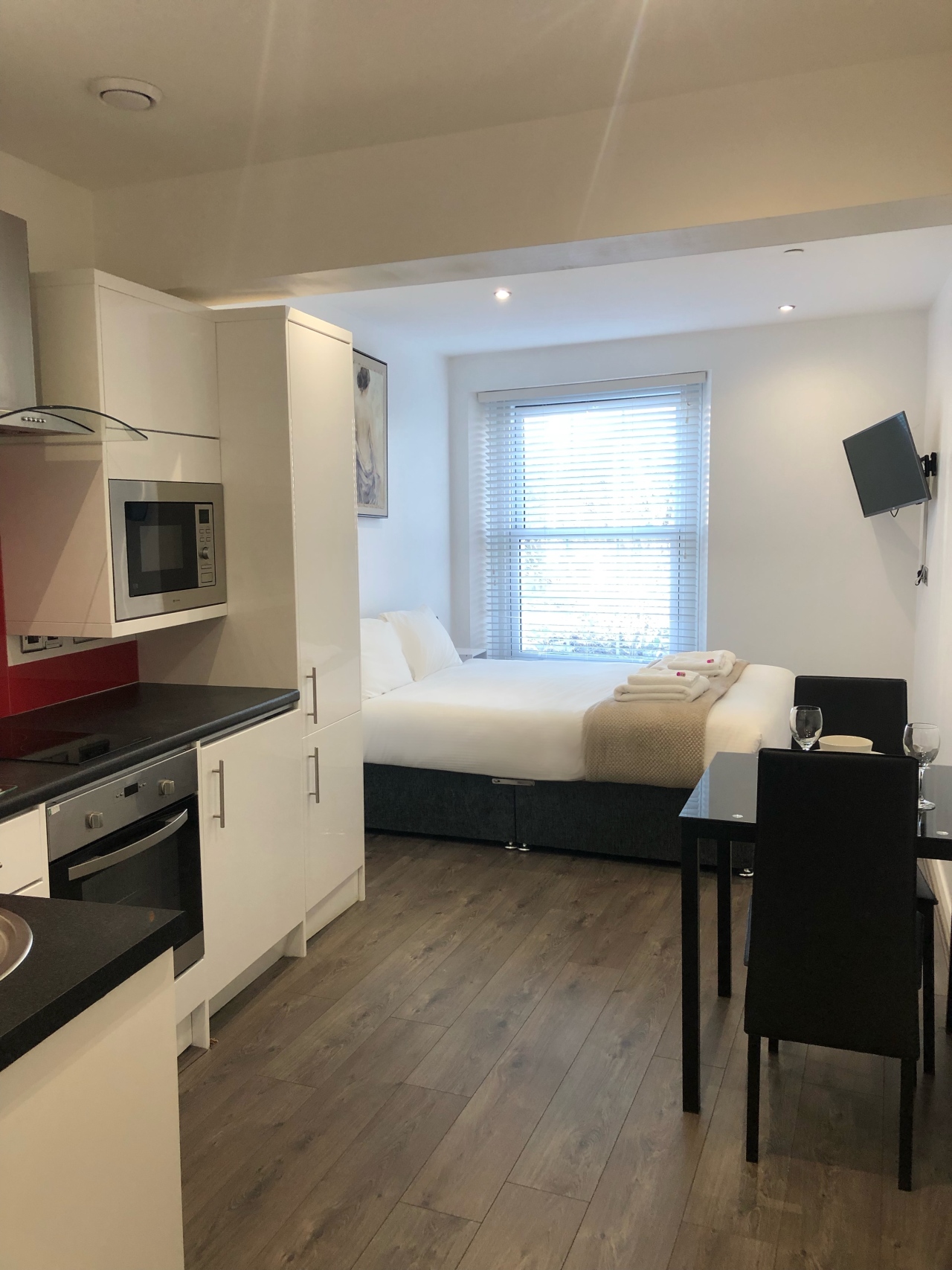 Fox House, Studio Apartments, Plymouth Homepage