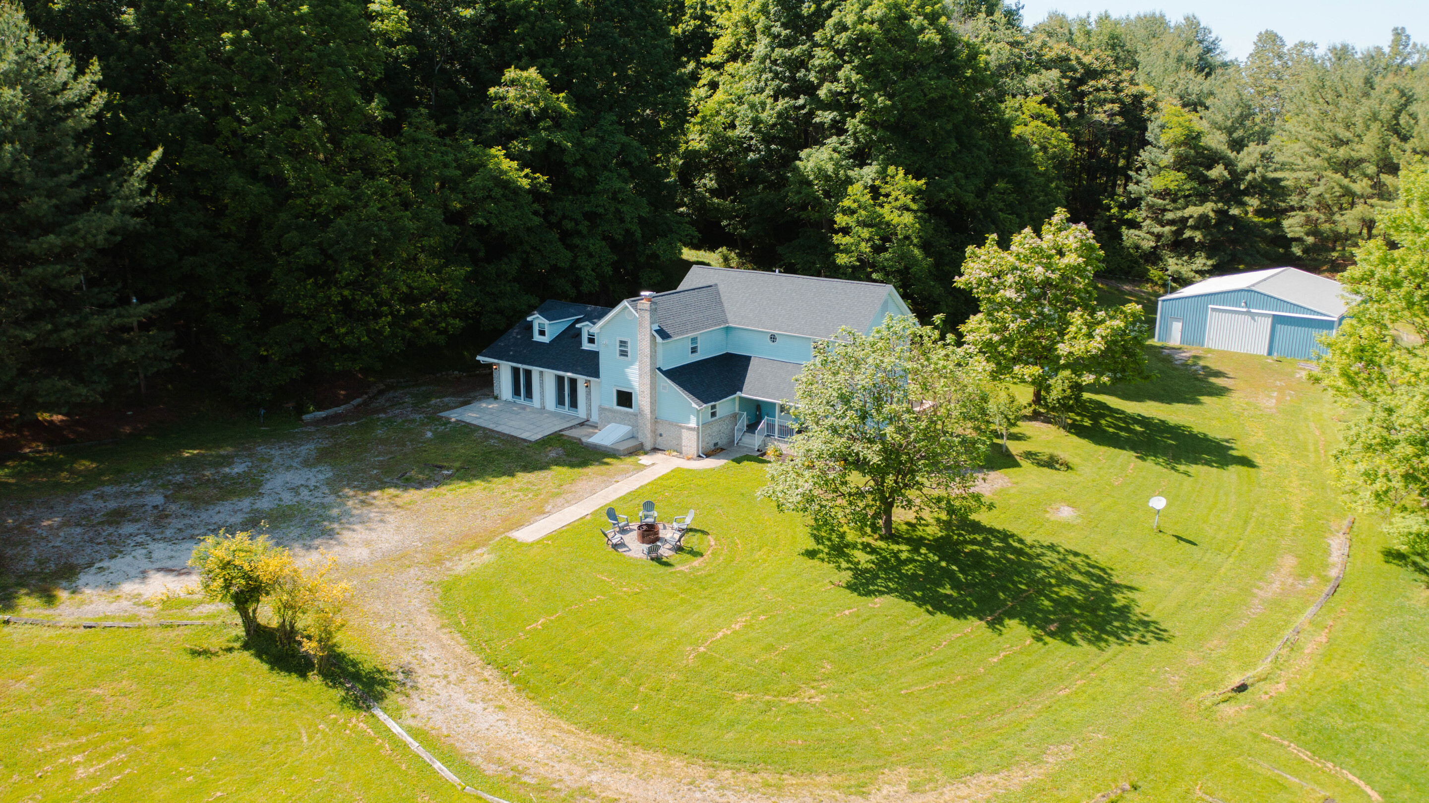 Whispering Acres | Photo 42