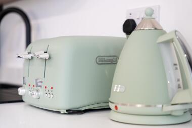 Kettle & Toaster