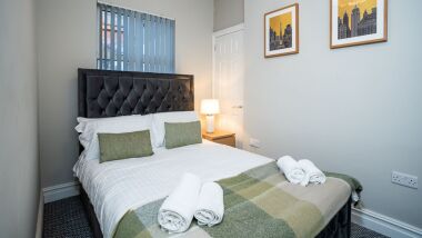 A luxurious double bed, with hotel style linens provided. A quiet space for you to rest and rejuvenate for the next day...