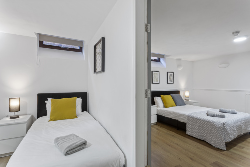 Family Room with Interconnecting Room for 6