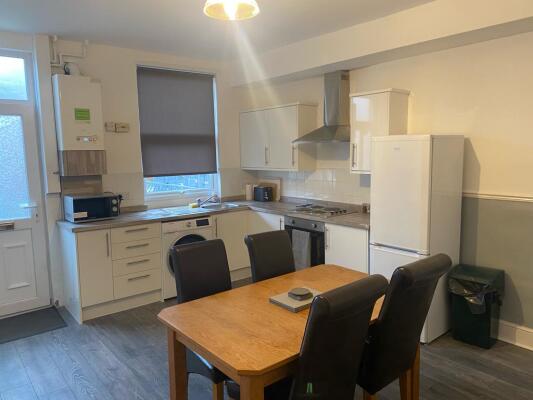 Modern Spacious kitchen diner