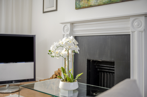 Step into a beautifully curated living space designed for effortless comfort. Plush seating, elegant finishes and soft, ambient lighting create an inviting atmosphere perfect for sinking in after a long day. Whether you’re enjoying a quiet evening, streaming your favourite shows, or sharing moments with friends and family, this stylish lounge blends modern design with a warm, homely feel — a space you’ll never want to leave.