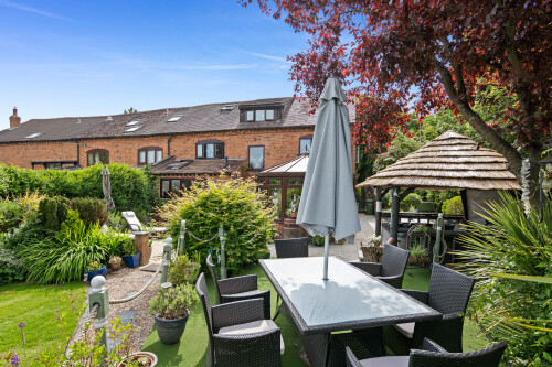 Outdoor Dining Area