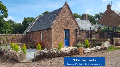 Cottage-Luxury-Ensuite with Shower-Courtyard view-Kennels Cottage - Base Rate