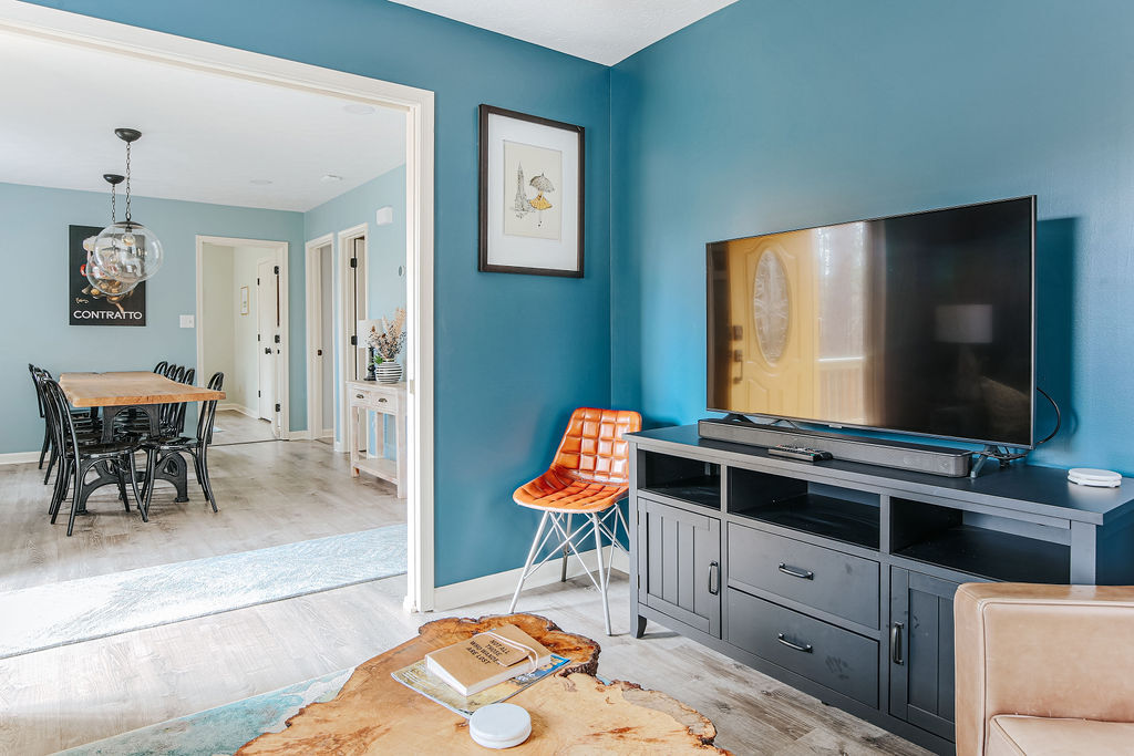 Tucked Inn: Upper Unit