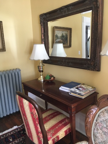 The desk in the Governor's Suite