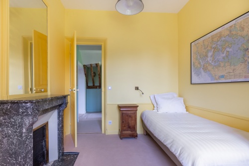 Suite Amphitrite chambre jaune