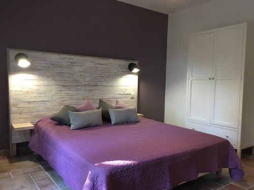 Double-Supérieure-Salle de bain privée séparée-Vue sur Piscine - Tarif de base