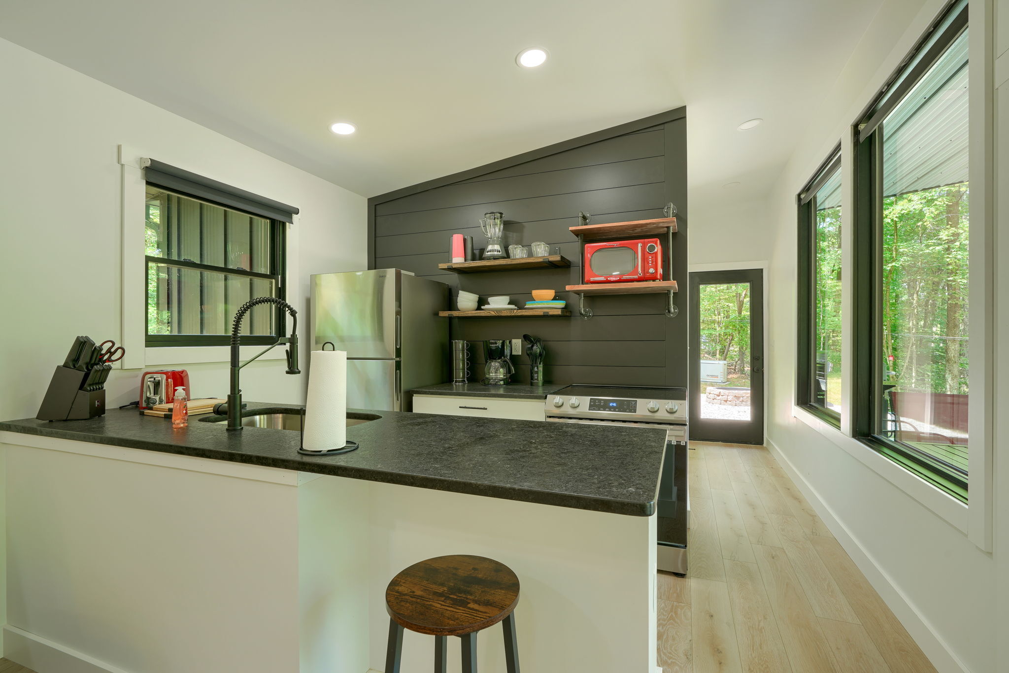 Love Nest | Photo 8
