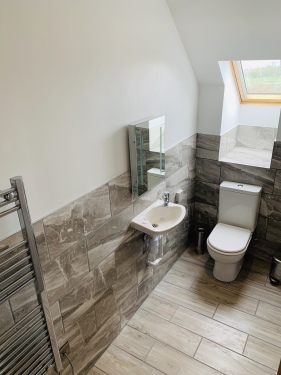 Moelfre - Shower Room