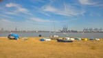 the beach 3 minutes from the Wellie Stern