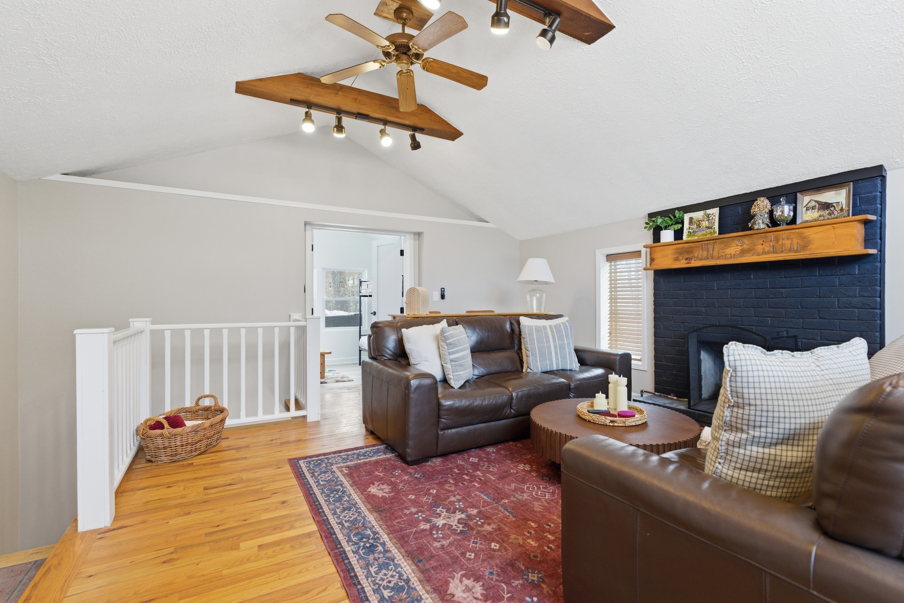 Honeysuckle Creekside Cabin | Photo 11