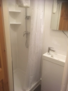 En-suite shower
