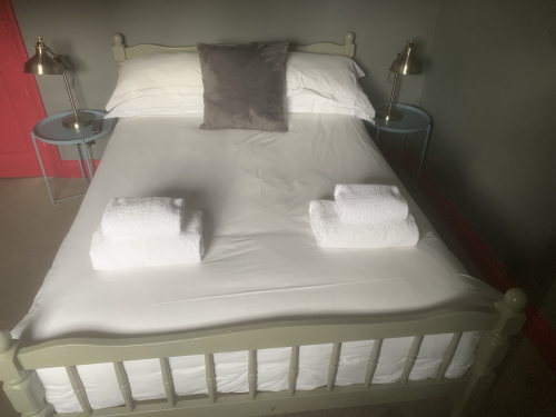 Bed - Room 1