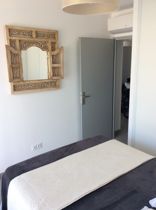 Chambre 1 avec lit en 140 x 190