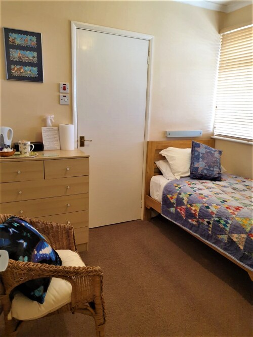 Single room-Ensuite - Base Rate