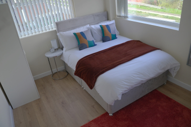 Deluxe Double Bedroom