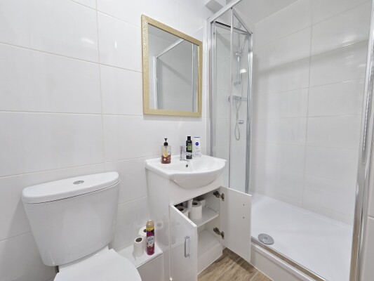 Bathroom 3